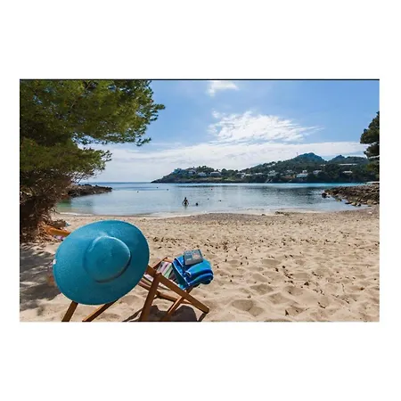 Es Calo De Naladern Capdepera (Mallorca)
